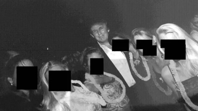 На новых фото из архива Эпштейна есть Трамп, Клинтон и Билл Гейтс