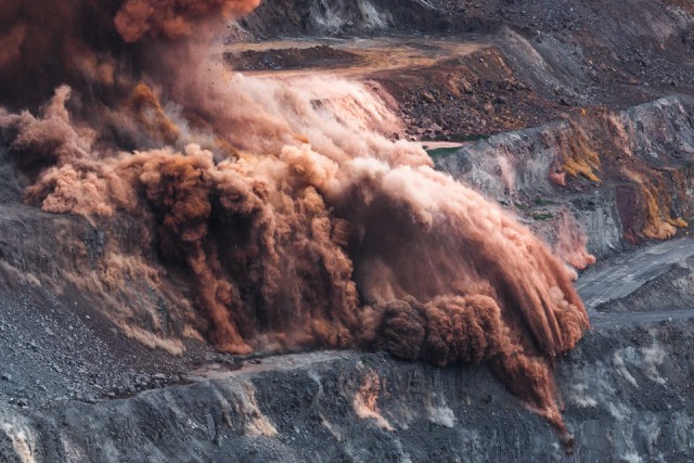 Производственный процесс: Как добывают руду