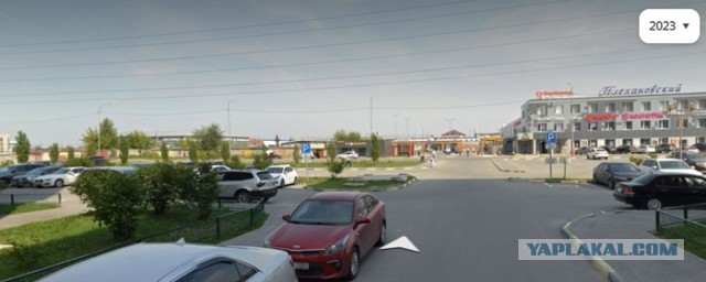 Чот самокатчик приуныл, ушибся может?