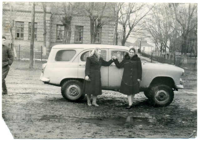Гаражная находка: редчайший фургон Москвич-430