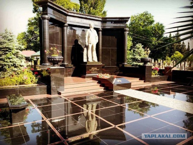 Богатства арабского шейха или "в могилу золото-брильянты не унесешь"