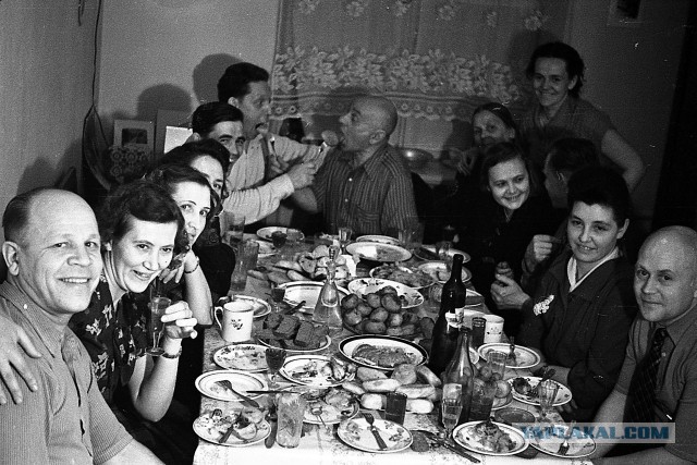 «Красный день календаря». О том как праздновали 7 ноября в СССР
