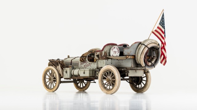 Величайшая автогонка в истории: 20 тысяч километров на телегах с мотором