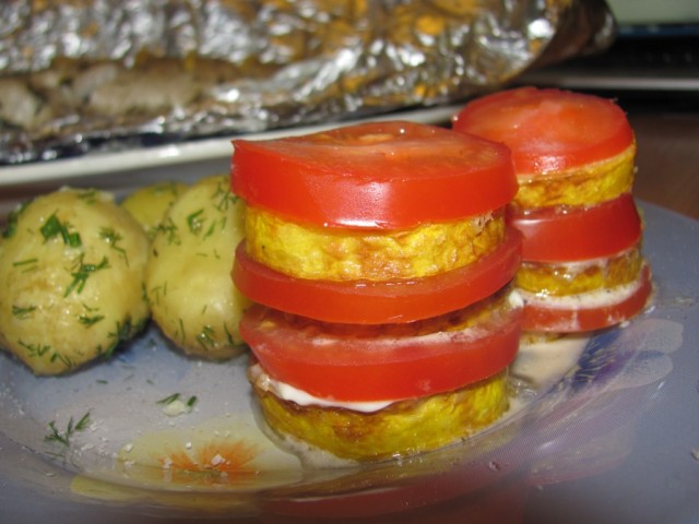 Пятничные посиделки на теплотрассе ©