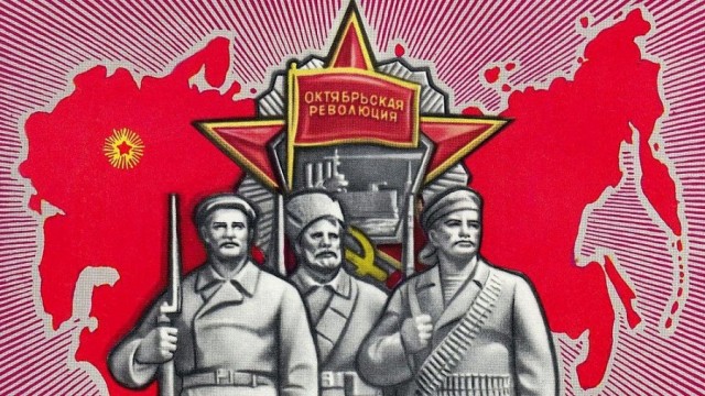 Два легендарных события 7 ноября