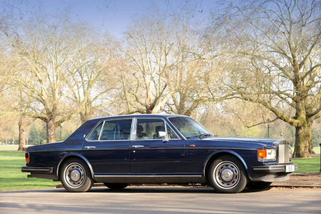 Крушение немецких авторитетов: как Lexus LS 400 покорил рынок США