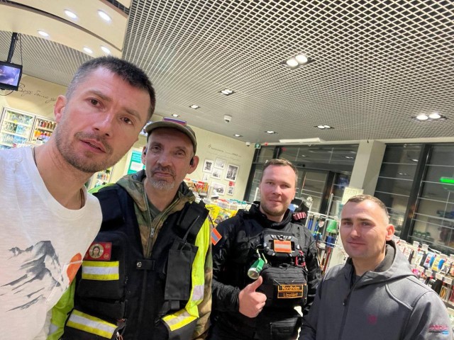 Двое мужчин под Клином спасли зацепера. Пацана бросили его друзья.