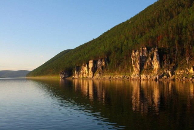 Суровая река Лена