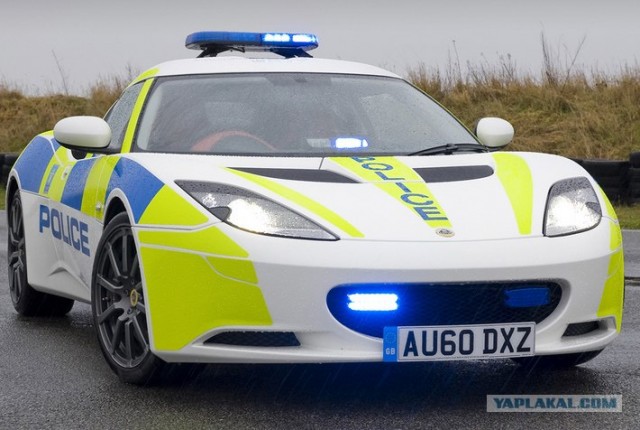 Самые крутые полицейские машины