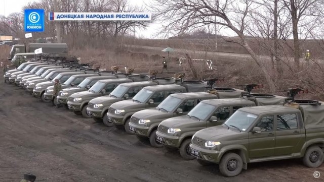 В Луганске и Донецке появились новые военные внедорожники УАЗ «Патриот»