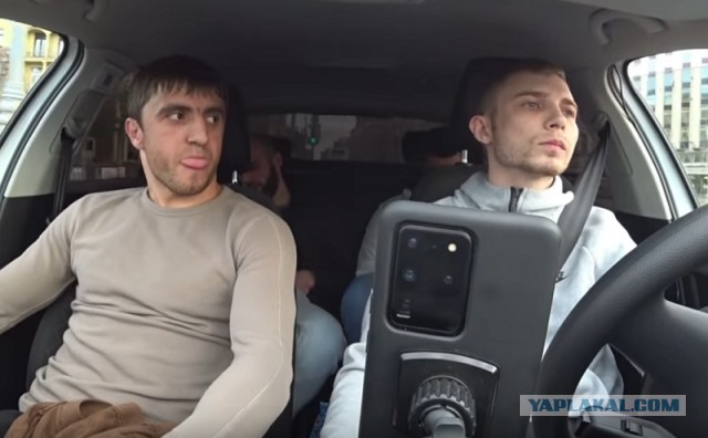 Дагестанцы кинули таксиста