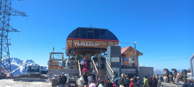 Чуть-чуть Эльбруса.