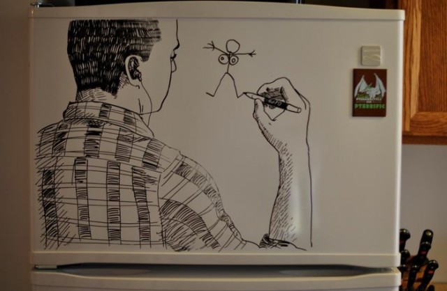 Давай покрасим холодильник в черный цвет!