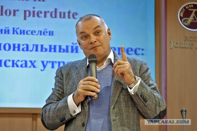 Дальнобойщики призвали к отставке Путина на митинге в Москве