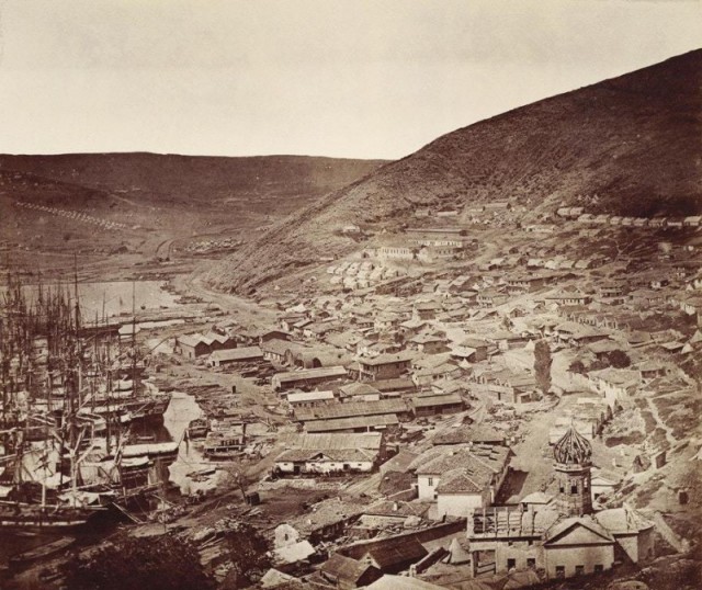 История в фотографиях
