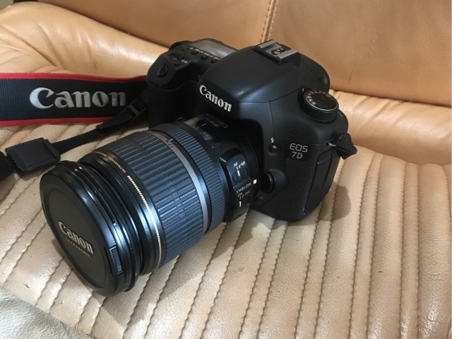 Продам фотик Canon 7d + EF-S 17-55 IS USM
