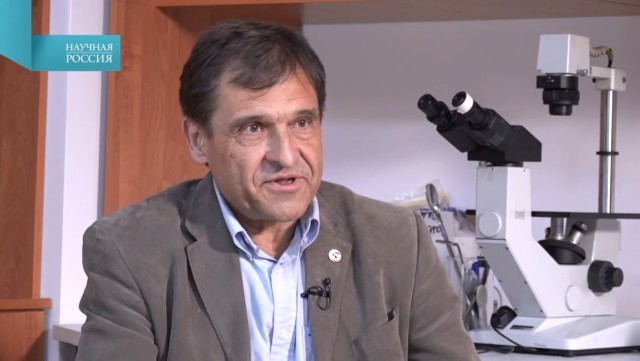 Вирусолог Чумаков счел «омикрон» искусственным штаммом коронавируса