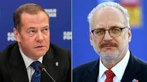 Медведев назвал лидера Латвии недопрезидентом