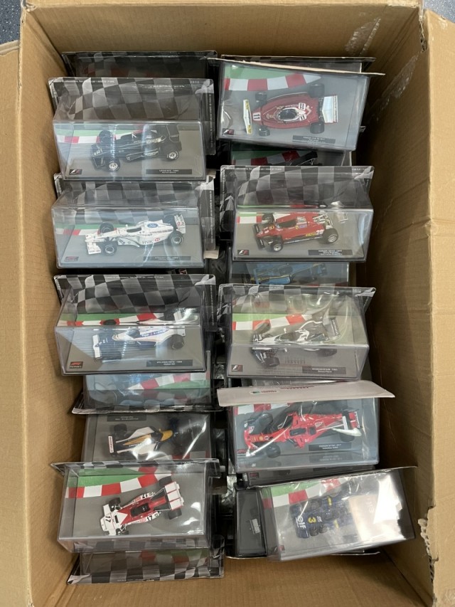 Мой вариант размещения коллекции болидов Формулы 1