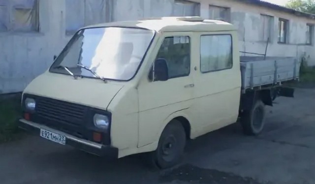 Как Иж-2715 стал легендарным фургоном Советского Союза