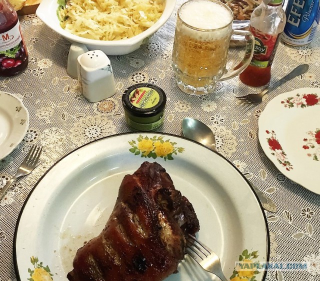 Офигительно вкусная свиная рулька по-пацански!