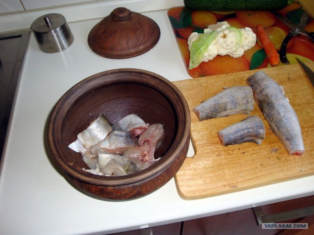 Судак диетический в горшочке