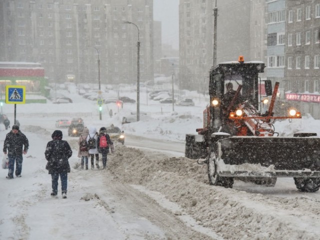 Зима в Санкт-Петербург опять пришла внезапно