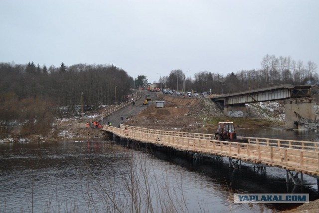 Обрушился мост в Архангельской области