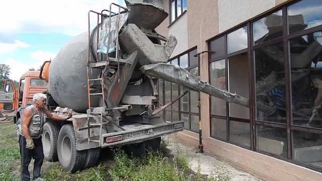 В центре Москвы забетонировали кафе, которое продолжало работать во время карантина
