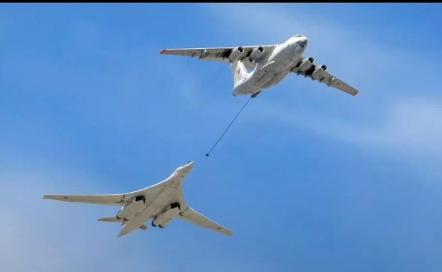 С 1 июля Россия возобновит регулярное авиасообщение с Кубой, —  вице-премьер РФ