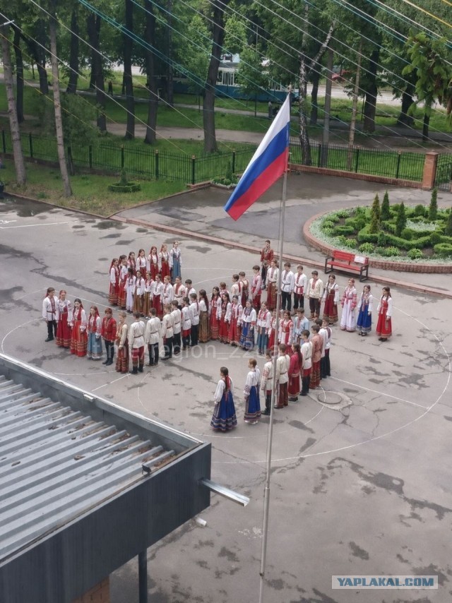 Мощное видео прилетов по Киеву
