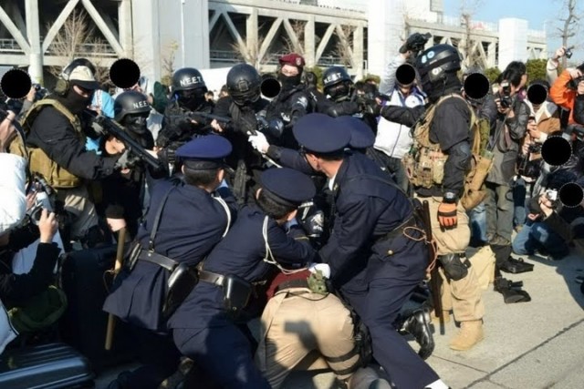 Фото с Comiket 81 /人◕ ‿‿ ◕人\