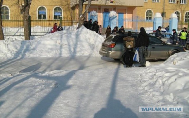 В Петербурге мигрант изнасиловал 14-летнюю школьни