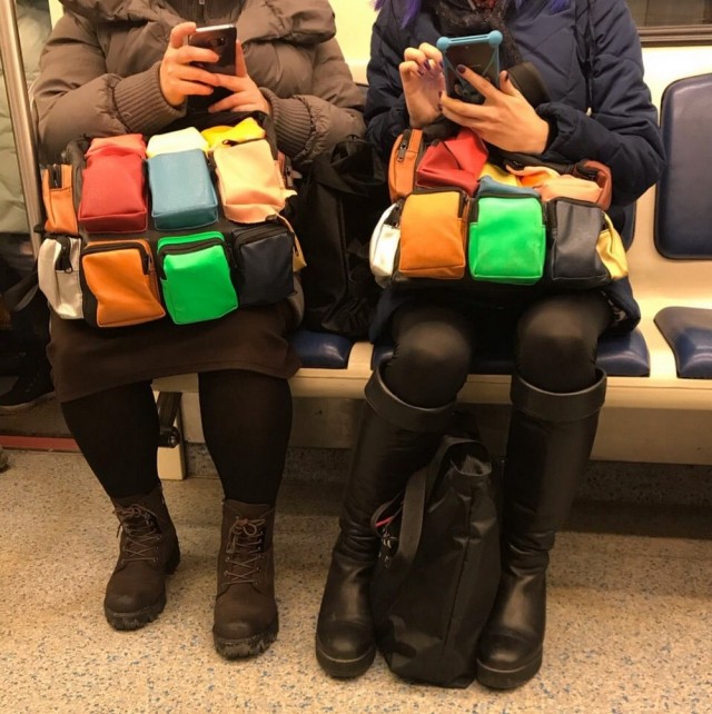Модники из нашего метрополитена