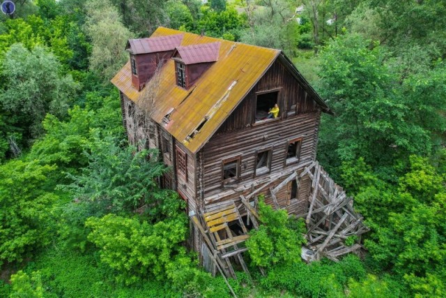 "Дом-Призрак" в лесах Урала: Последняя водяная мельница в Башкирии