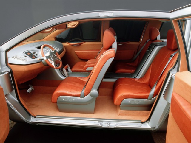 NISSAN: автомобили, которых нет