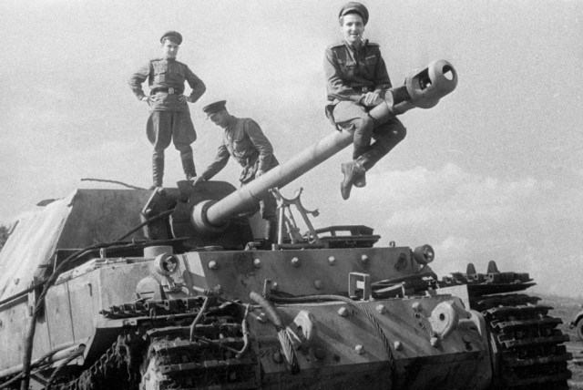 Фотографии к "Нахальному минированию" и "Лехе"
