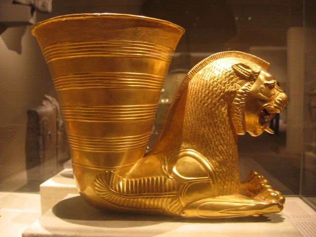 В поисках утерянной сережки…  Загадки, античное золото и драгоценности. 1.