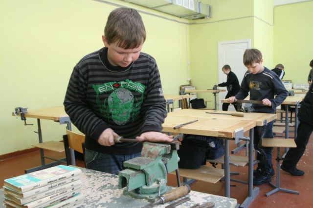 В России могут перестать готовить токарей и фрезеровщиков