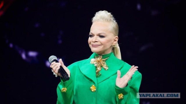 Суд вернул Ларисе Долиной ее квартиру в Хамовниках, которую она продала под влиянием мошенников