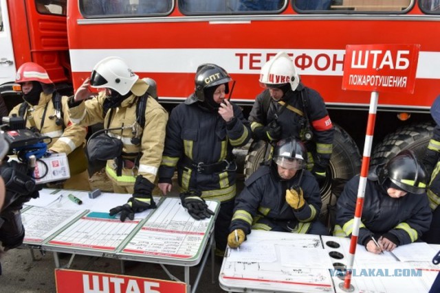 В Сети появилось видео драки с полицейскими в центре Москвы
