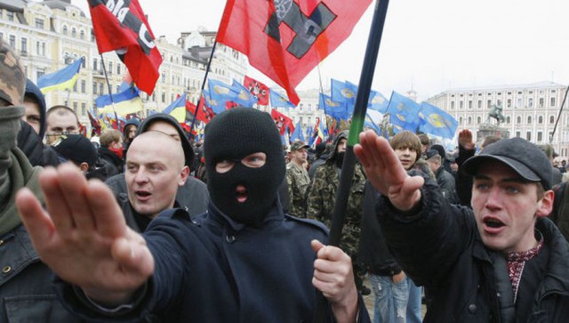Украина готовится к новой войне, заявили в МИД России