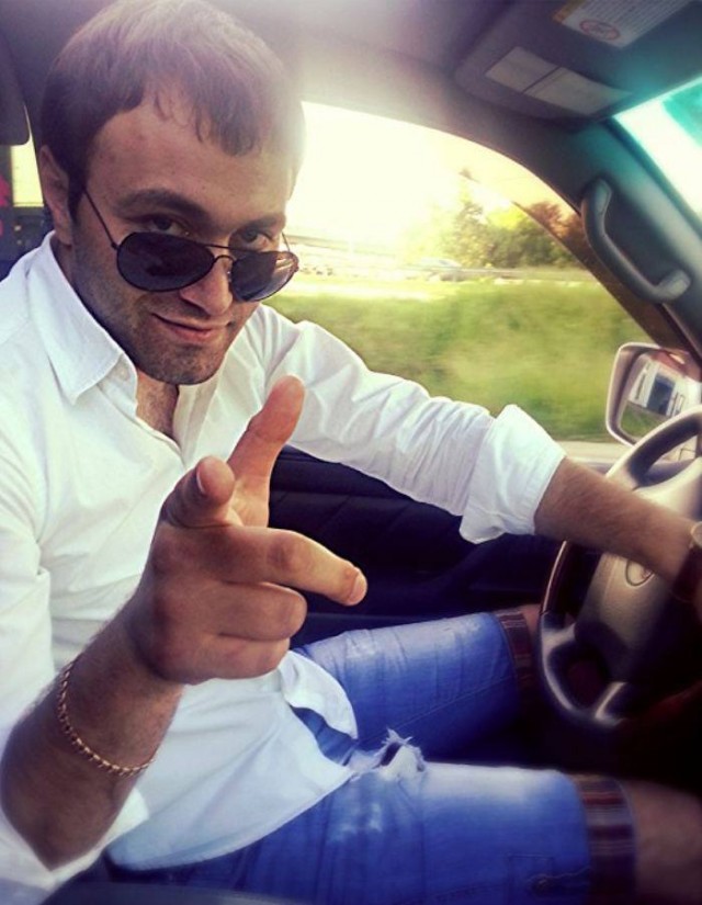 Мужчина из Азербайджана стал полицейским по купленному паспорту РФ.