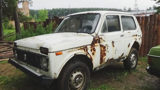 Жительница Пензы отсудила 2 млн. рублей за новый автомобиль «Лада Нива» с коррозией