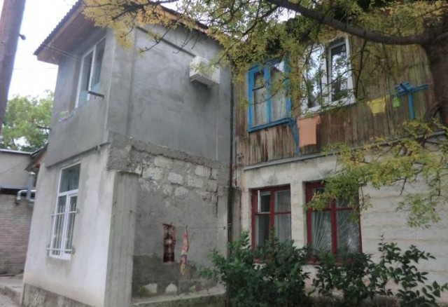 Неоправданно роскошные дворцы Пенсионного фонда в разных городах