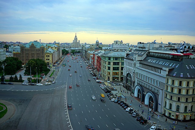 Воистину, Москвой управляют неадекваты...