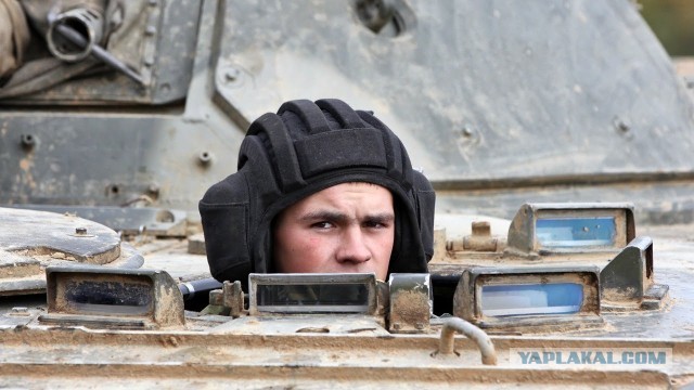 Хрен ты у меня проскочишь...
