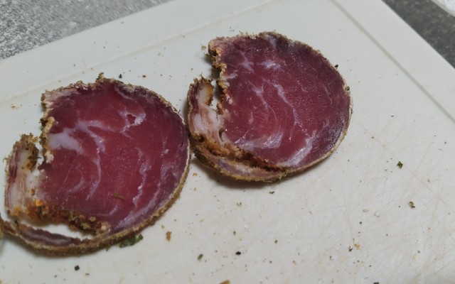 Вяленое мясо.