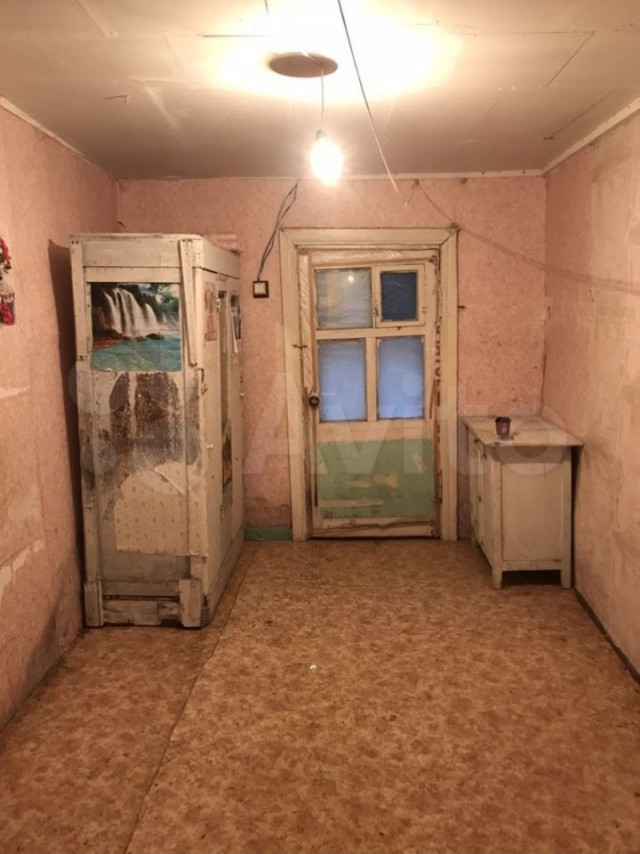 Листал я вчера Авито