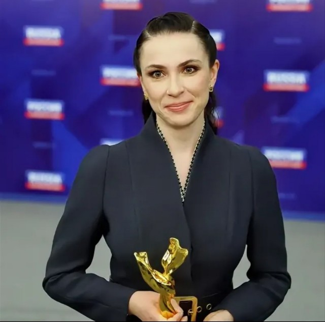 В Дагестане разгорелся скандал из-за облегающего платья гостьи на свадьбе